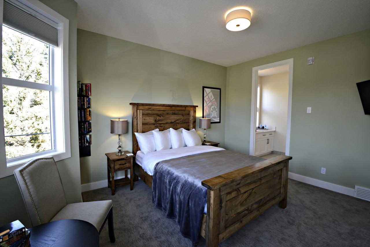 Novel Bed And Breakfast YYC Eksteriør bilde
